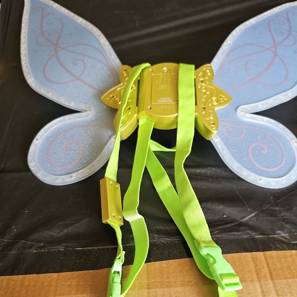Tinker Bell Light Up Wings - Picture 2 of 3
